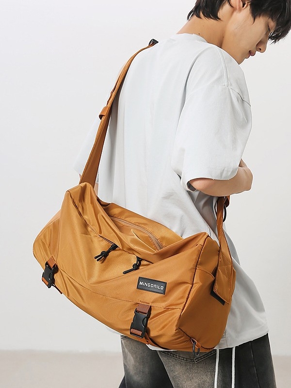 Férfi crossbody táska nagy kapacitással mindennapi használatra (Nylon; Kopásálló; Márka Yuxian; Férfi crossbody táska; Szabadidős utazások)