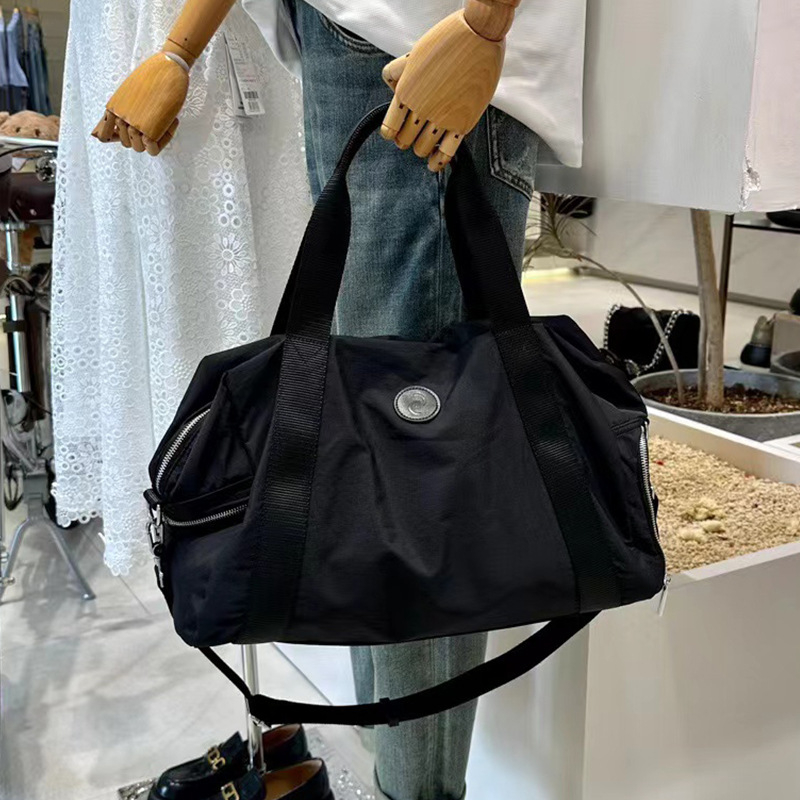 Kültéri utazó válltáska, 36–55L, Oxford anyag, száraz-nedves elkülönítés, poliészter bélés, unisex