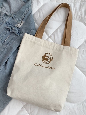 HANQIN vászontáska vertikális négyzetes formával, cipzár, ID-zseb és dupla vállpánt