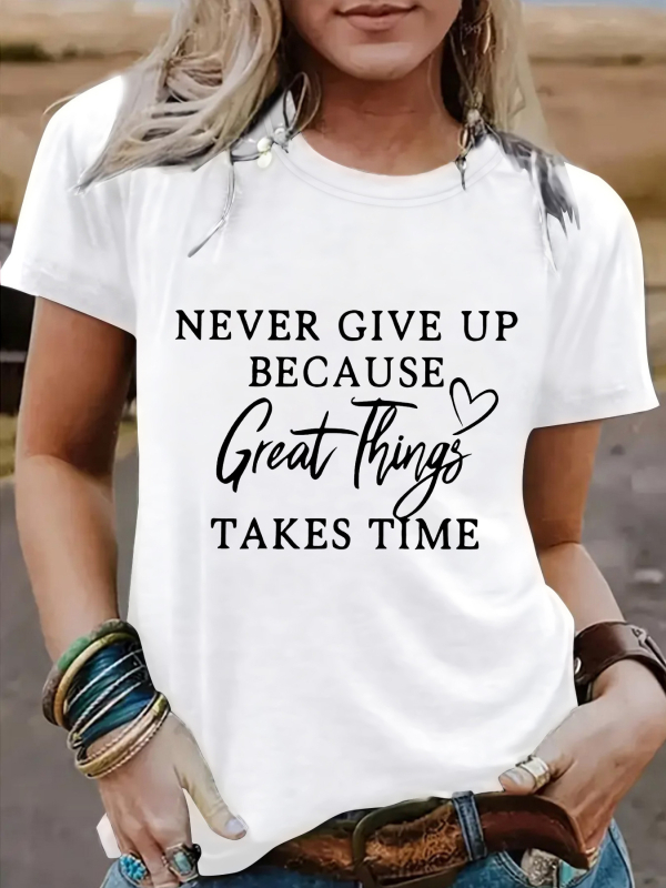 Női póló nyomott mintával, rövid ujjú, kerek nyakú — 50–70% poliészter / 30–50% pamut, street hipster stílus.