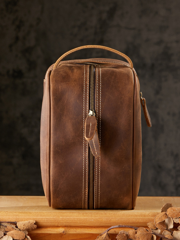 Мъжка ръчно изработена чанта за тоалетни принадлежности от Crazy Horse кожа – пътуване, естествена кожа, подплата от полиестер