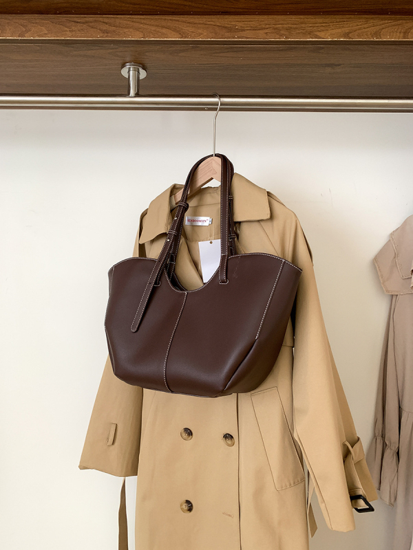 Határokon átívelő tote táska, PU anyag, trapéz alak, nagy kapacitás, mágneszár, belső cipzáras rekeszek, zseb telefonhoz és azonosítóhoz, Wing-Shaped retro koreai stílus