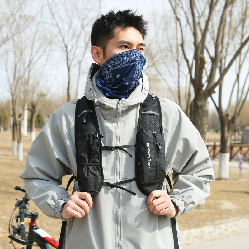 Αθλητικό σακίδιο με καμπύλο ιμάντα ώμου, νάιλον κατασκευή, κατάλληλο για ποδηλασία, ορειβασία, πεζοπορία και κατασκήνωση, ανθεκτικό στη φθορά, μειώνει το φορτίο