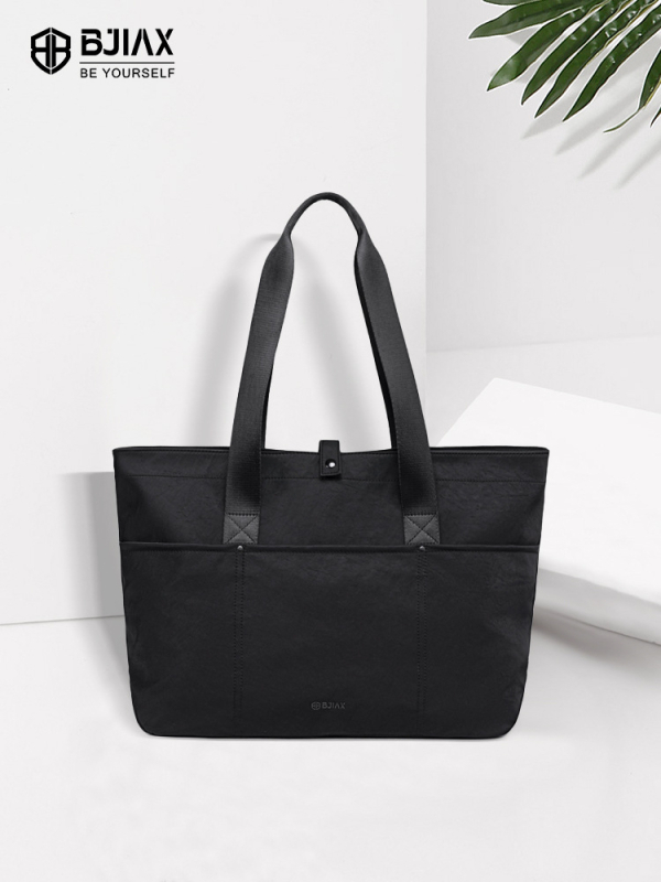 Geantă Tote cu capacitate 20–35L, din nylon, Bjiax, stil urban minimalist, respirabilă și rezistentă la uzură
