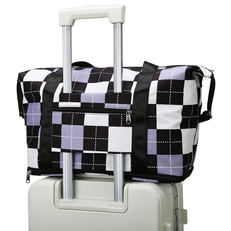 Utazótáska - könnyű, nedves-száraz szeparálás, 36-55L, Oxford anyag, cipzáras nyitás, poliészter bélés