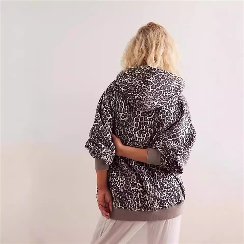 Дамски суитшър с качулка, принт животински модел, свободна кройка, полиестер с еластан, дълги ръкави