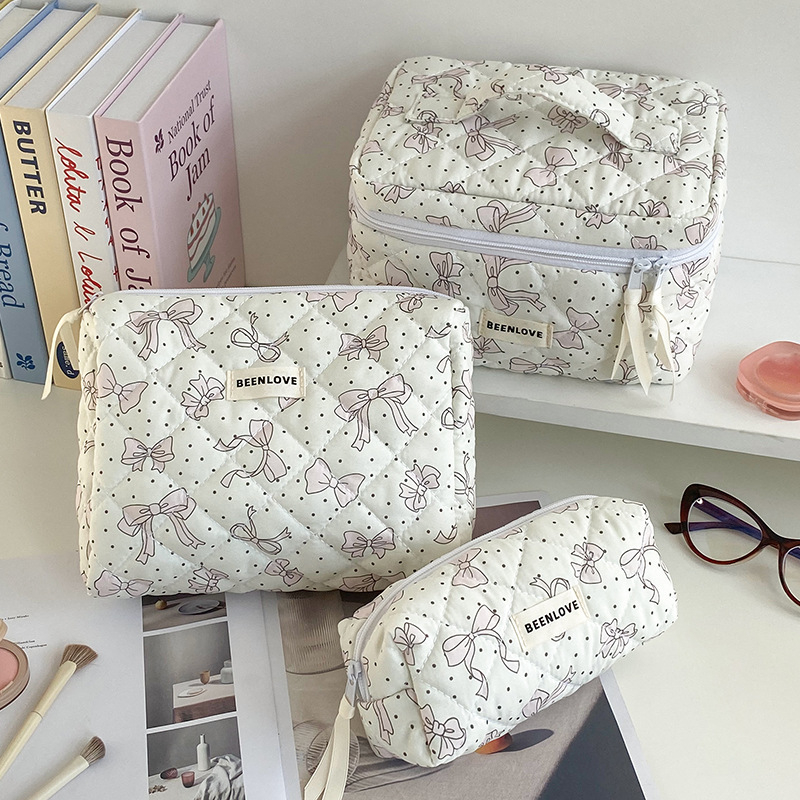 Beilian Dielianhua kozmetikai táska, kocka alakú, quilted pamut, zárófunkció