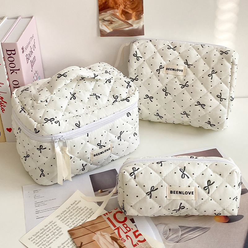 Beilian Dielianhua kozmetikai táska, kocka alakú, quilted pamut, zárófunkció