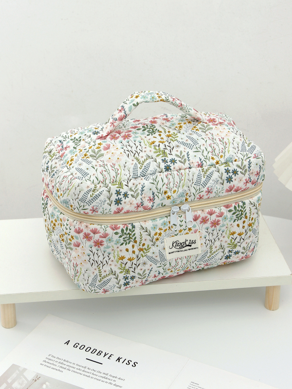 Nagy kapacitású kozmetikai neszeszer – pamut anyag, kockás minta, poliészter bélés, Berg márka