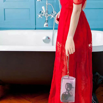 Green Pony PVC kocka alakú sminktáska – többfunkciós kozmetikai neszeszer utazáshoz, modell 0223