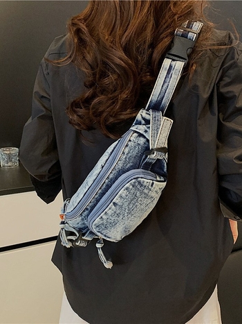 Geantă crossbody din denim, stil urban, primăvara 2025, fermoar, buzunar pentru telefon