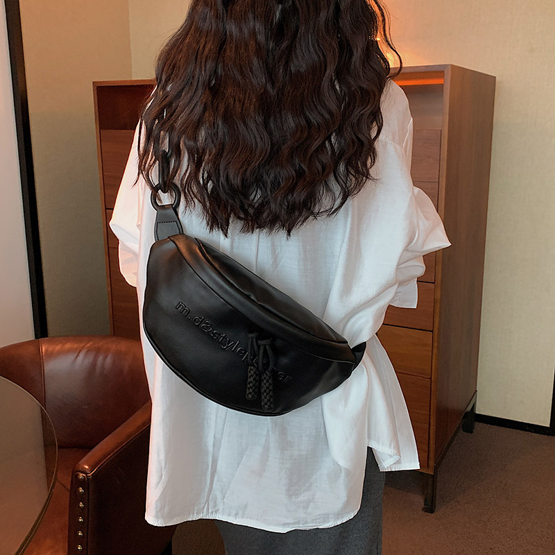 Mingdailandi utcai divat Crossbody biciklis táska, PU anyag, nyár 2025 megjelenés, cipzáras nyitás, belső zseb és telefontartó zseb