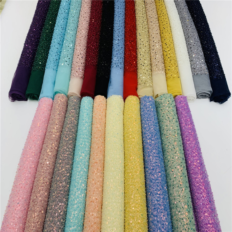 Moteriška vakarinė suknelė su nėrinių ir karoliukų akcentais; poliesteris (Medžiaga: Poliesteris; Prekės ženklas: Ruizhi; SC: #06; Panaudojimo sritis: Moterų drabužiai)