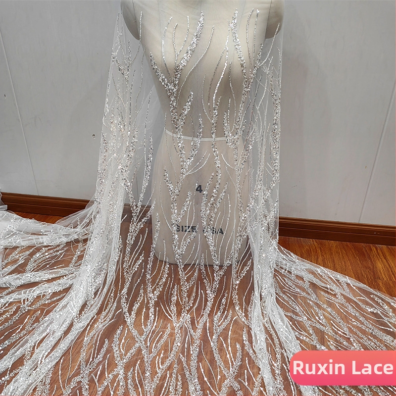 Mežģīņu applikācija ar pērlītēm kāzu kleitai (100% poliesters, Modes apģērbi, Zīmols: Ruixin lace, Kvalitātes standarts GB)
