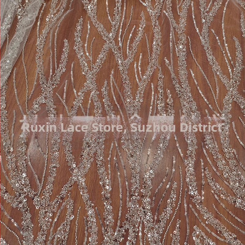 Дантелена апликация за сватбена рокля с мъниста и пайети (100% полиестер, За модни облекла, Бранд Ruixin lace, Стандарт GB)