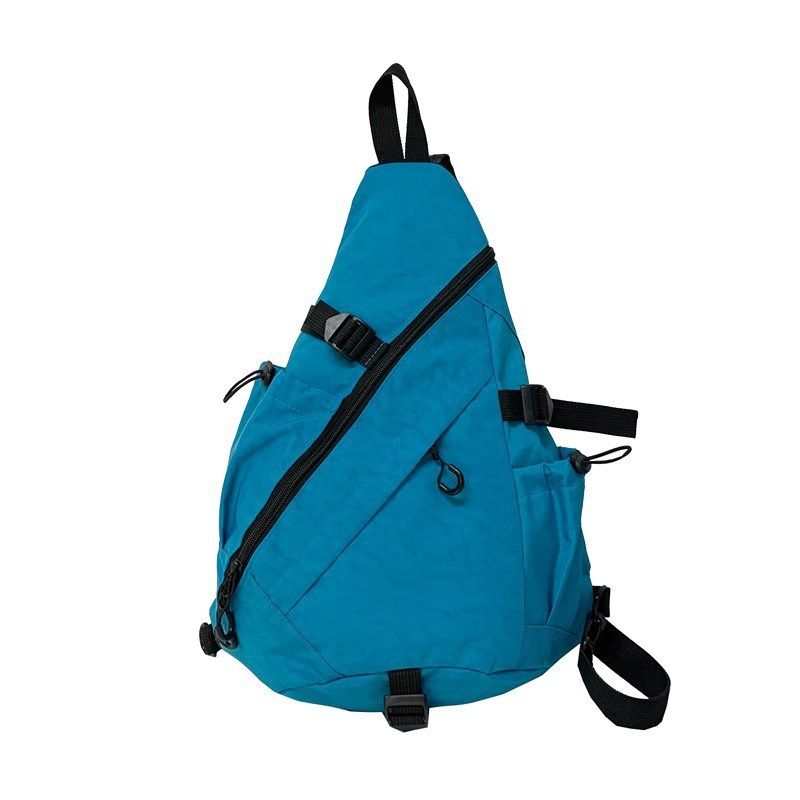 Τσάντα στήθους crossbody με street style, ύφασμα Oxford, επένδυση νάιλον, κάθετη τετράγωνη μορφή, φερμουάρ.