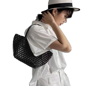 Két darabos női táskakészlet: dumpling alakú bucket bag, városi stílus, PU anyag, poliészter bélés, mágneszár