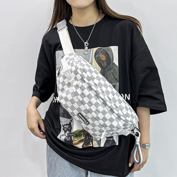 Sieviešu crossbody soma japāņu stilā, ikdienas soma, liela ietilpība, šahovnica raksts (Nailons; rāvējslēdzējs; šahovnica raksts; liela ietilpība; iekšējā rāvējslēdzēja kabata)