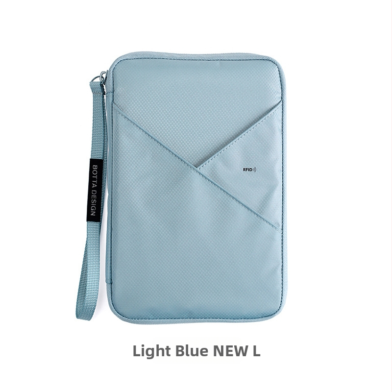 Torba za putovnicu i dokumente | BOTTA DESIGN | Modeli: B21142A, B18124A, B19130214A, B22150214A, BZFH001 • Materijal: poliester • Oblik: ručna torba