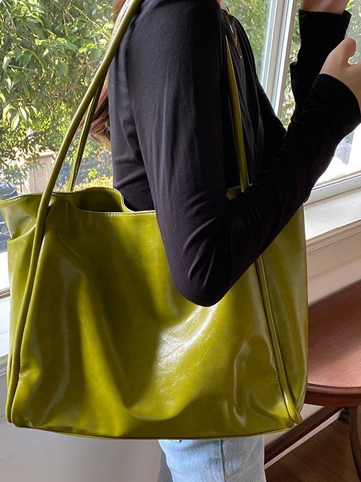 Yuri PU bőr Tote táska, Nagy kapacitású, Városi minimalist stílus, Horizontális négyzet alak, Mágneses zár