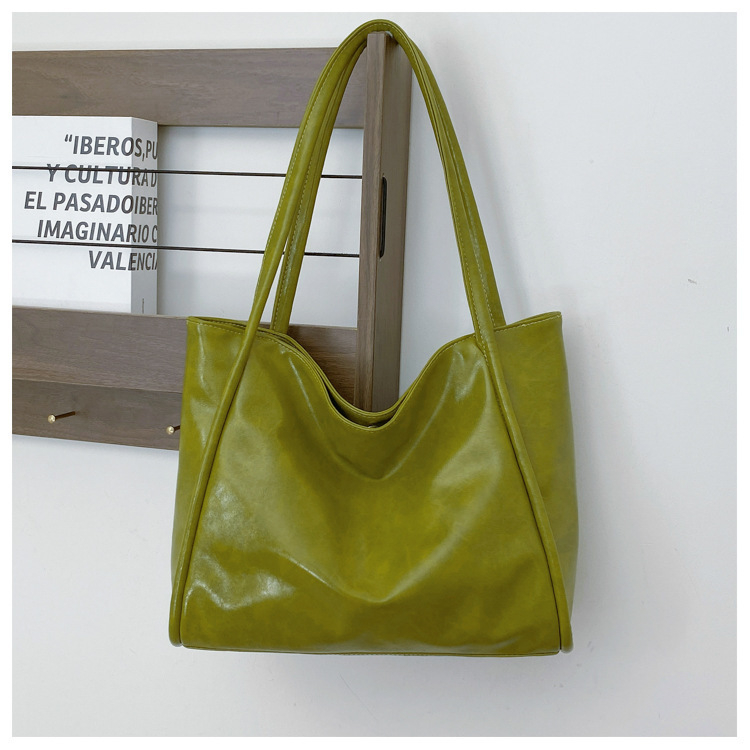 Yuri PU bőr Tote táska, Nagy kapacitású, Városi minimalist stílus, Horizontális négyzet alak, Mágneses zár