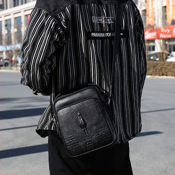 Férfi válltáska - felsőréteg marhabőr, belső nylon bélés, üzleti utakhoz és szabadidős utazásokhoz