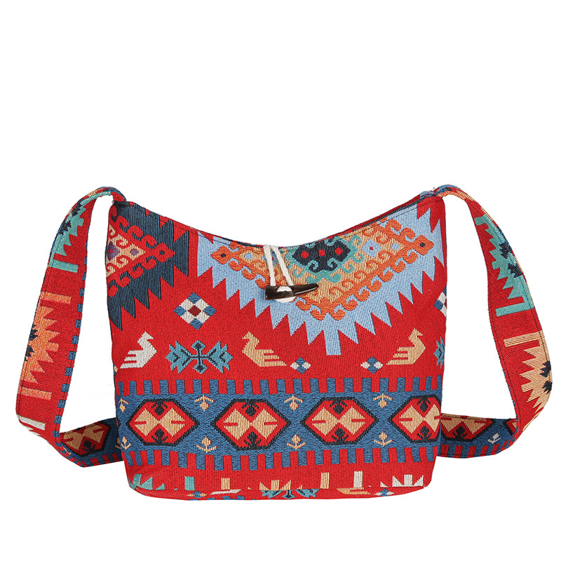 Jacquard anyag táskákhoz és ruházathoz — virágos mintázat, pamut és len; bélés poliészter; táska formája: dumpling; zárás: cipzár; belső zseb cipzárral