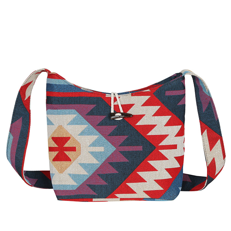 Jacquard anyag táskákhoz és ruházathoz — virágos mintázat, pamut és len; bélés poliészter; táska formája: dumpling; zárás: cipzár; belső zseb cipzárral