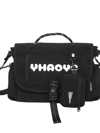 Найлонова раница, вертикална квадратна форма, покрито затваряне, една презрамка, полиестрова подплата, уличен стил