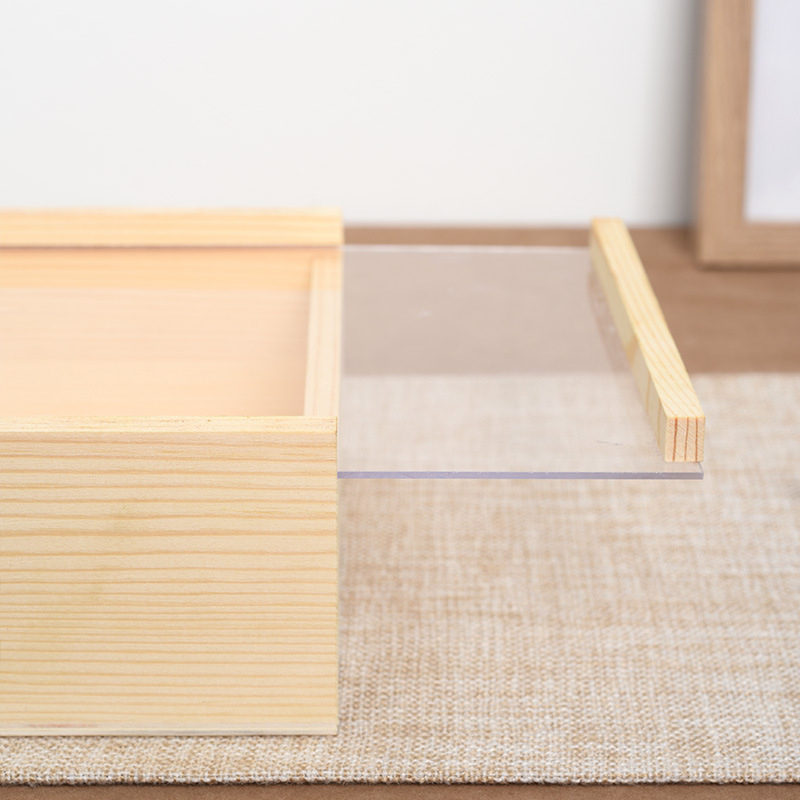 Medinė papuošalų dėžutė su stiklo dangčiu ir ištraukiamu dangteliu, stačiakampė dovanų dėžė iš natūralios medienos, šiuolaikinis minimalistinis dizainas, logotipo pritaikymas