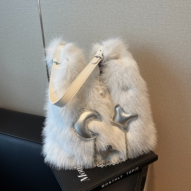 Városi plüss vödörtáska cipzárral és telefontartó zsebbel