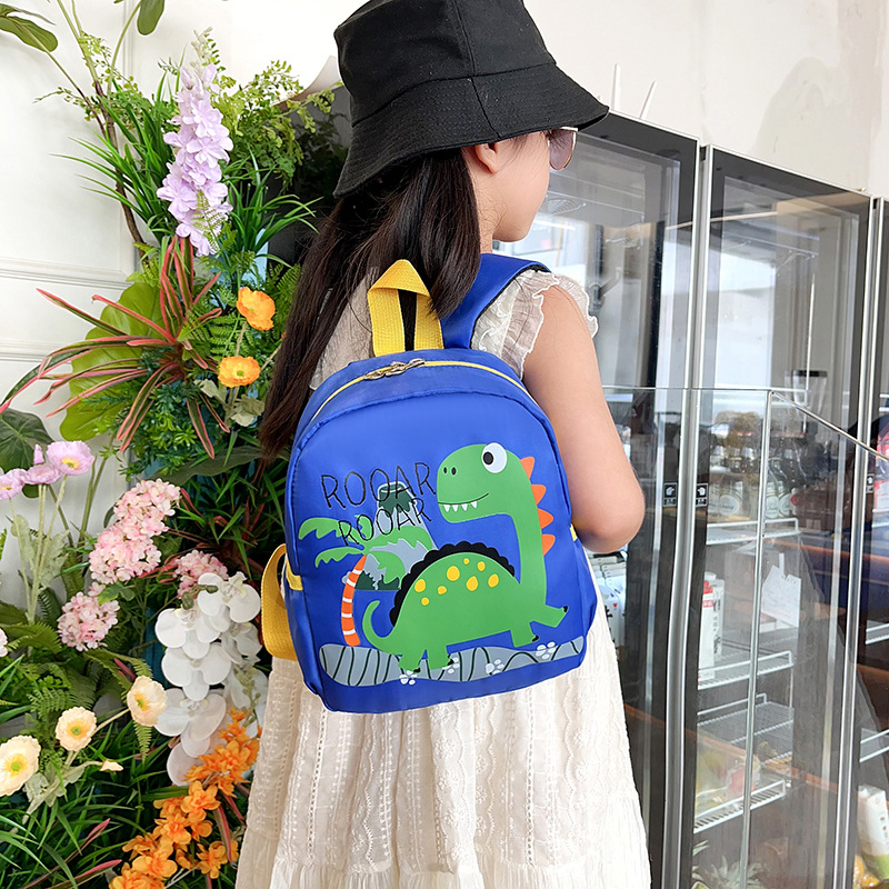 Bērnu mugursoma pirmsskolai – ultralieka neilona materiāls, elpojoša, nodilumizturīga, dzīvnieku karikatūru raksts, izliektas plecu siksnas