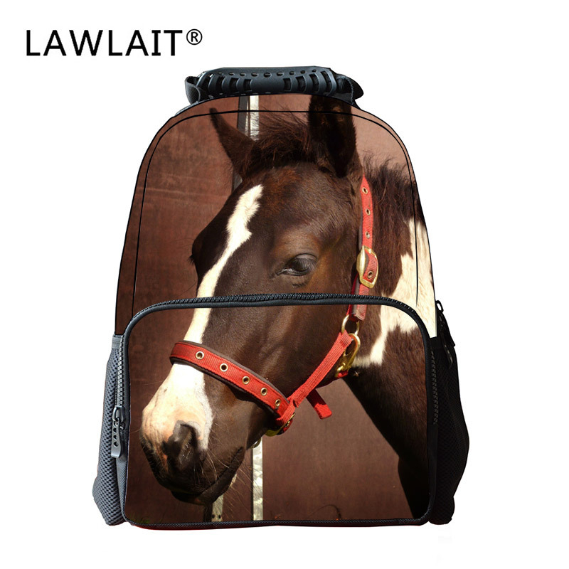 Iskolatáska, poliészter, 20-35L kapacitás, cipzáras zárás, vízálló és lélegző.