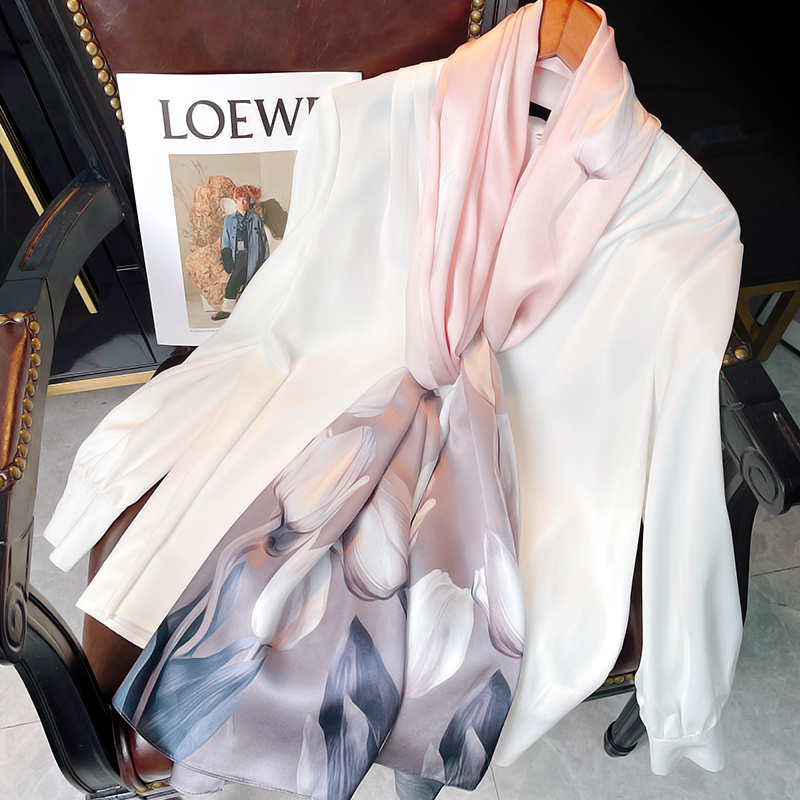 Μαντήλι από συνθετικό μετάξι, φθινοπωρινή σεζόν, άνοιξη 2023 κατάλογος