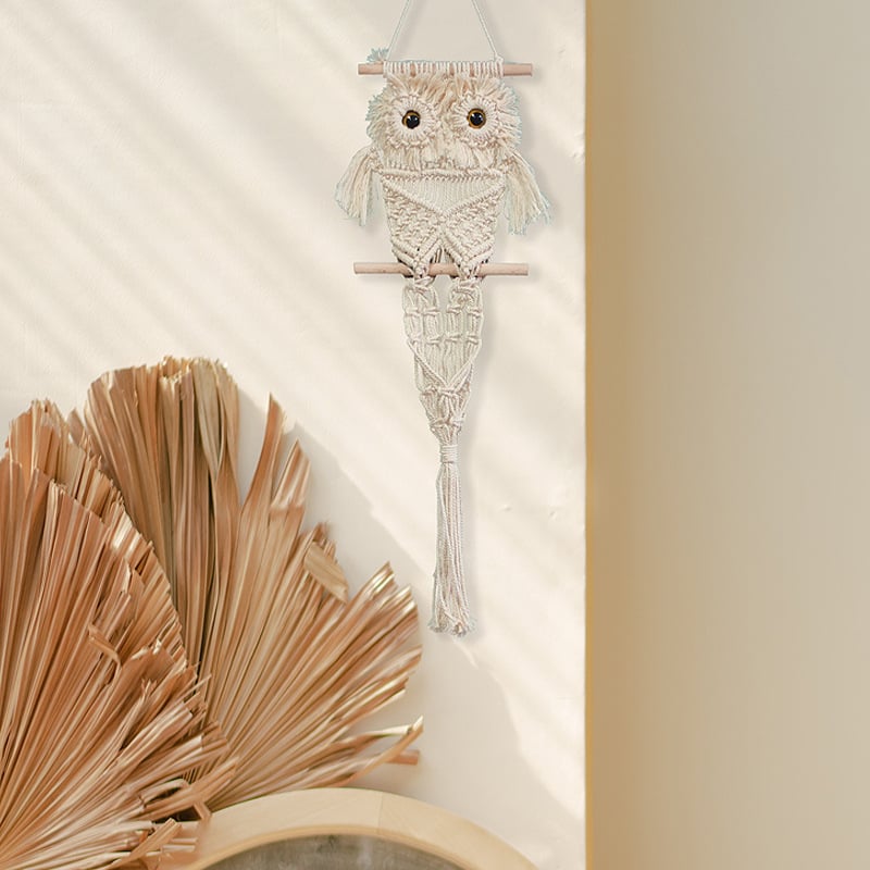 Sova goblena, rokām adīta no kokvilnas, apaļš formā ar apļa rakstu, piemērots dzīvojamai istabai un guļamistabai.