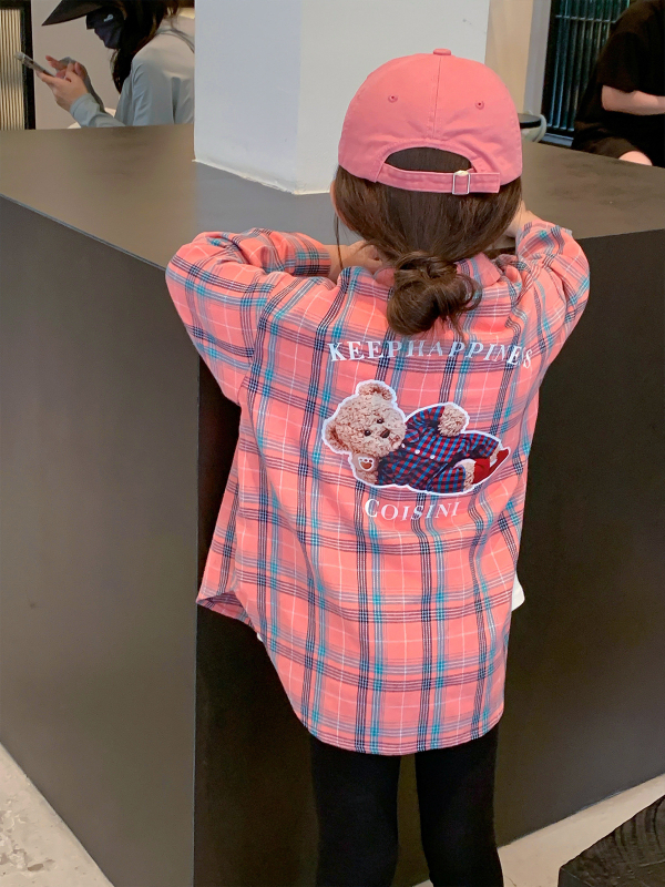 Παιδικό πουκάμισο, στυλ πριγκίπισσας, μακριά μανίκια, καρό μοτίβο, γιακάς με πέτο, Άνοιξη 2025.