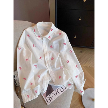 Риза – Norns Girl, базов градски стил (Полиестерова тъкан • Дълги ръкави • Поло яка • Платка за копчета с катарами • Лято 2023)