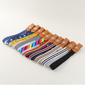 Gyerek nadrágtartó PU bőrből, ötvözet csattal, gombnyomásos zárás, szélesség 2–4 cm