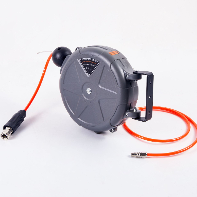 Автоматичен прибиращ се въздушен маркуч за автомобили, Taiyi, ABS корпус, работно налягане 5-8 кг.