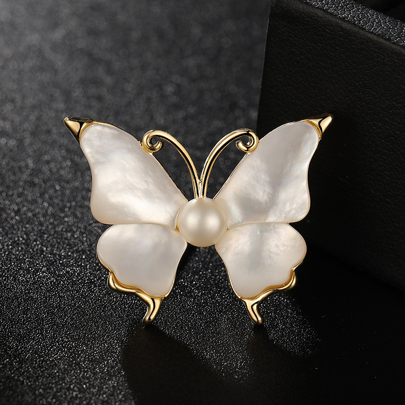 Καρφίτσα πεταλούδα από χαλκό – στυλ εντόμου, απλό γυναικείο αξεσουάρ, ηλεκτροπλατίωση