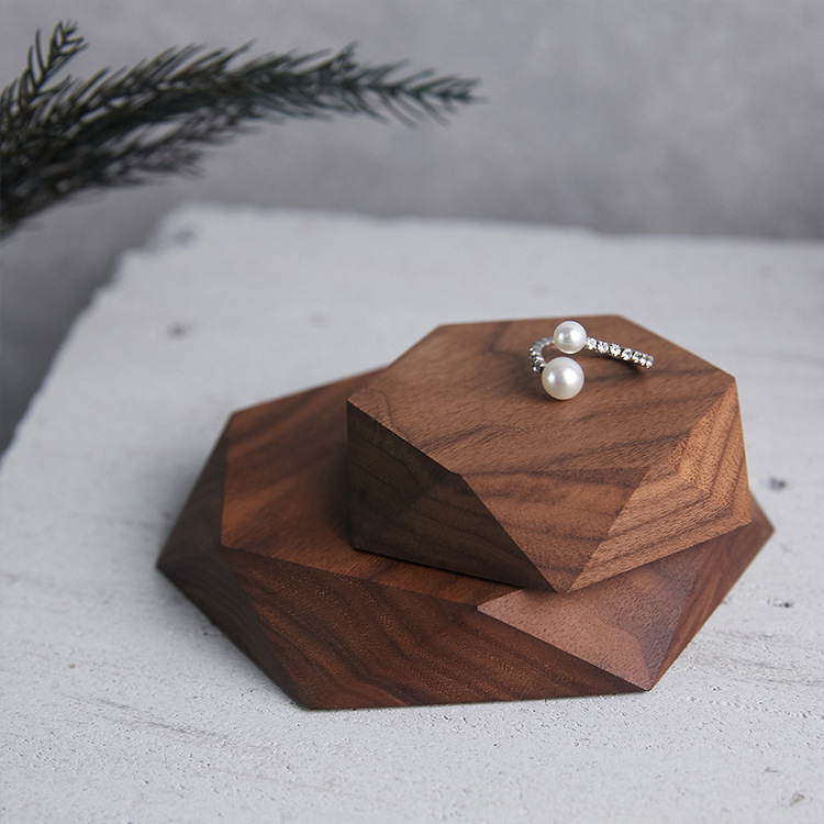 Ράφι επίδειξης κοσμημάτων από ξύλο καρυδιάς, εξάγωνο σχήμα, πολυτελές στυλ, μάρκα Unique Culture