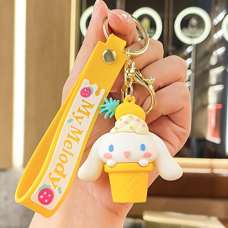 Benxin privjesak za ključeve, crtani motiv voća Sanrio, PVC, Neovisna ambalaža