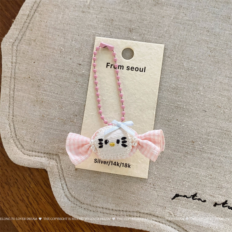 Koreai stílusú kulcstartó szövet állat- és gyümölcsmotívumokkal, kézzel varrt, kevert anyagok, 2025 nyár