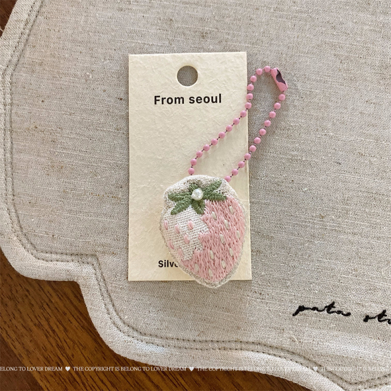 Koreai stílusú kulcstartó szövet állat- és gyümölcsmotívumokkal, kézzel varrt, kevert anyagok, 2025 nyár