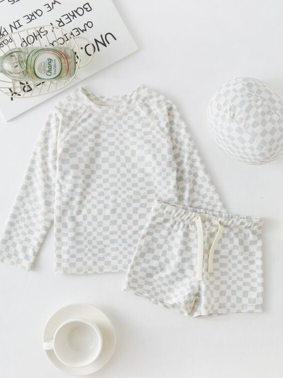 Gyerekeknek való fiú fürdőruha, koreai minta, split stílus, nylon anyag, poliészter bélés, 3–8 évesek