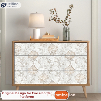 PVC tapetai su prancūzišku retro botaniniu raštu – atsparus drėgmei, daugiasluoksnė, lengvas prabangos stilius, dekoratyvinis raštas