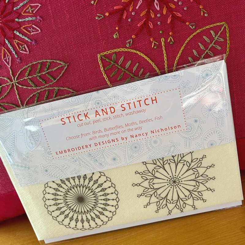 Vízzel oldódó hímző stabilizáló és hímzőpapír DIY rajz sablonkészlet – nem szövött anyagból