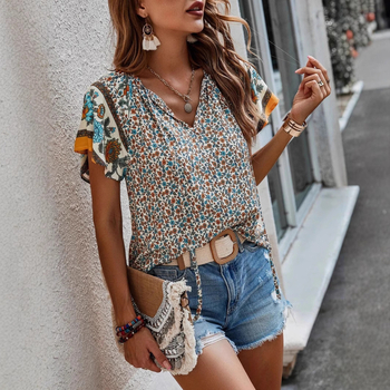 Amoline γυναικεία μπλούζα με V-λαιμό, φλοράλ εκτύπωση, χαλαρή γραμμή, μανίκια 3/4 με βολάν