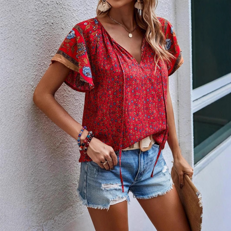 Amoline sieviešu V-veida kakla ziedu raksta brīva piegriezuma blūza ar 3/4 garuma piedurknēm ar volānu