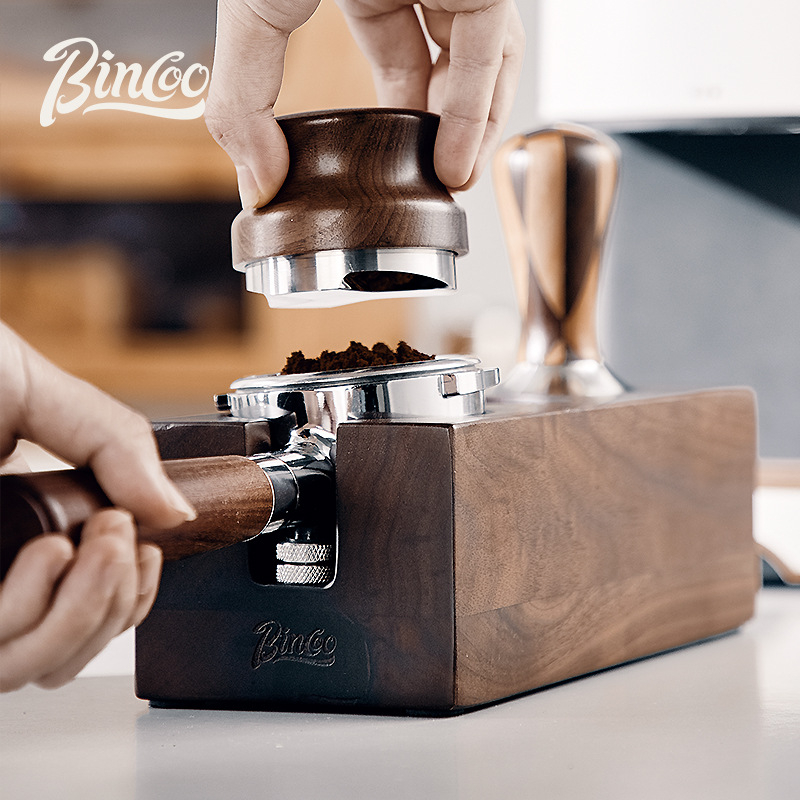 Bincoo kávépor nyomóalap diófából és 304 rozsdamentes acélból, porelosztó és kalapács – retró stílus